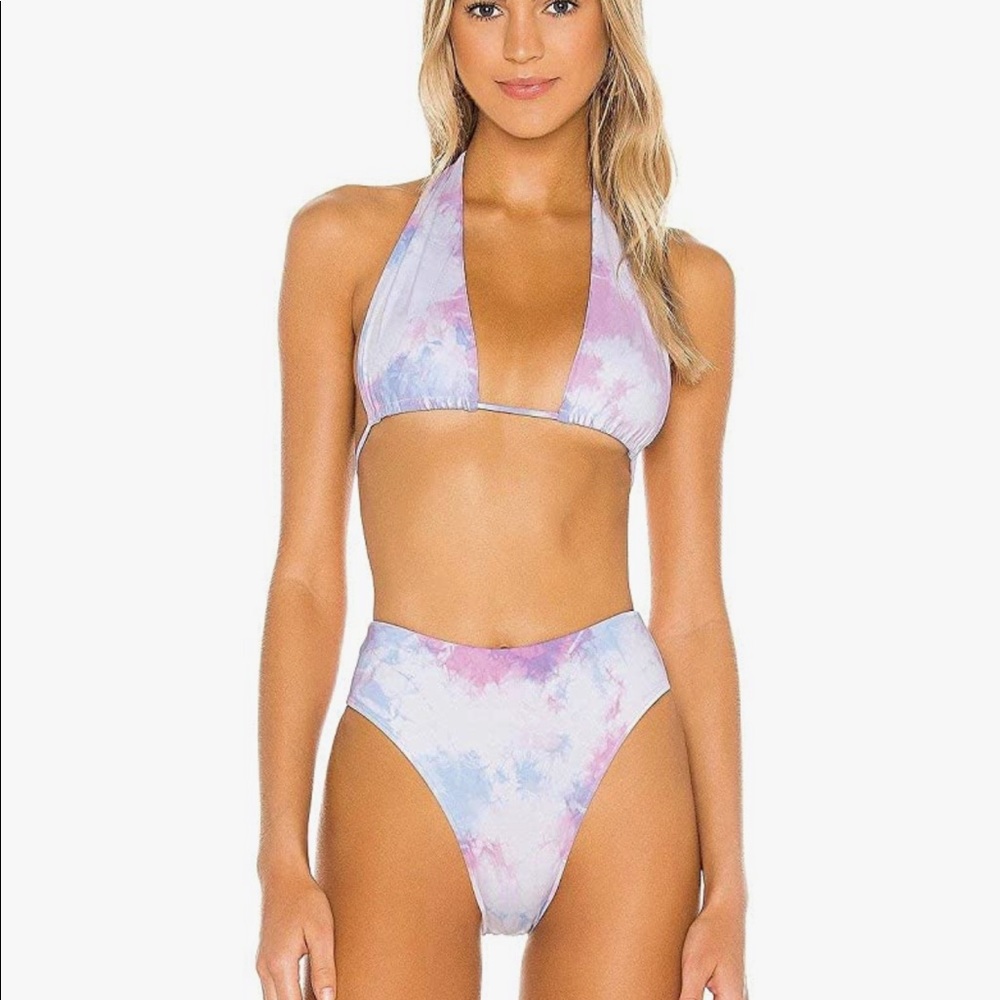 Frankie’s bikini